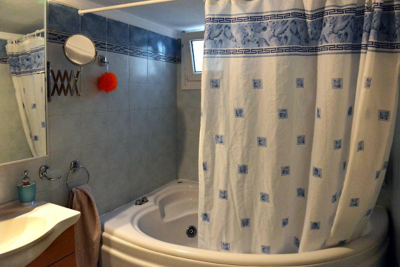 Appartamento Thesshouse Pefka Fk Salonicco Esterno foto