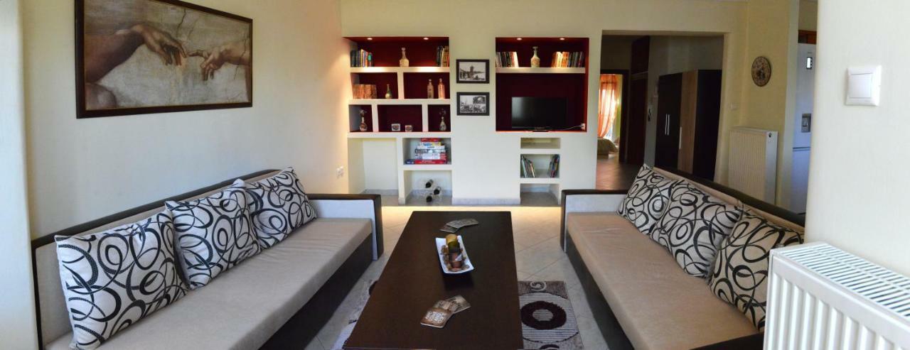 Appartamento Thesshouse Pefka Fk Salonicco Esterno foto